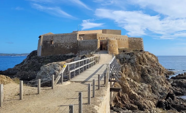 Fort du Pradeau (Tour Fondue) Giens